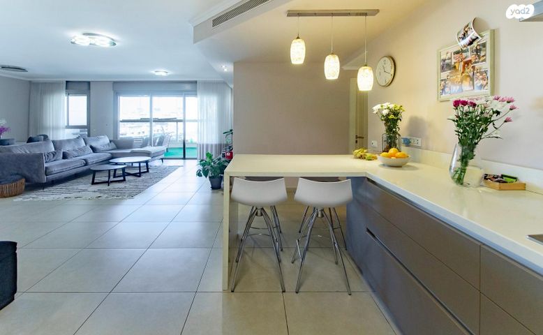 דירה, מיש"ר 10, קרית הלאום, ראשון לציון