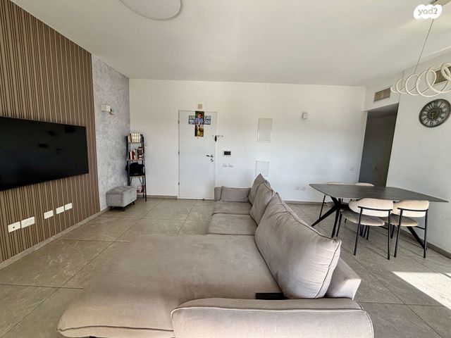 דירה, סשה ארגוב 14, רעננה