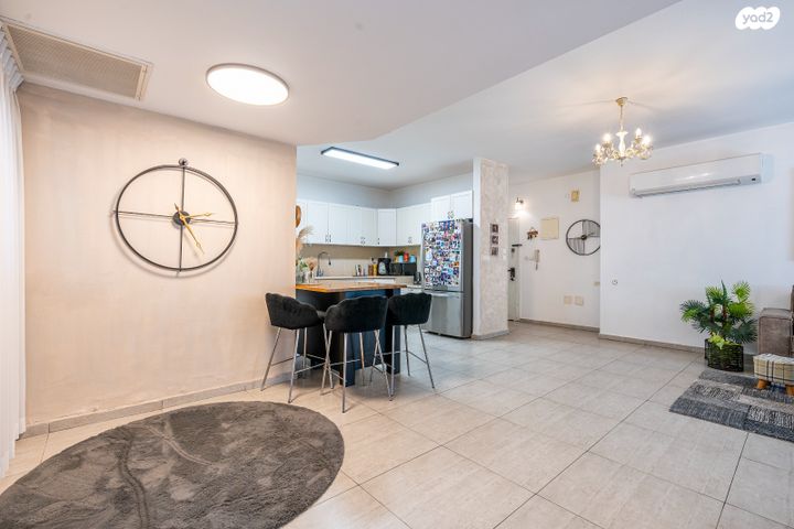 דירה, מלחמת ששת הימים 15, מרכז העיר, חדרה