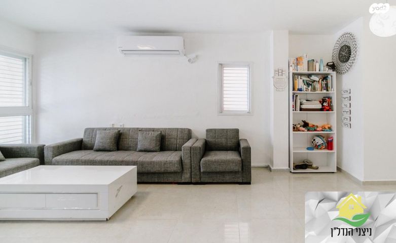 דירה, הוברמן 2, שיכון מפ"ם, פתח תקווה