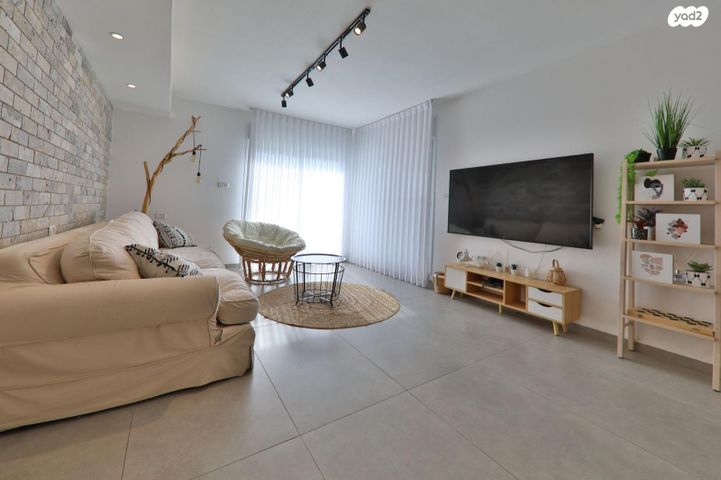 דירה, קרית ים