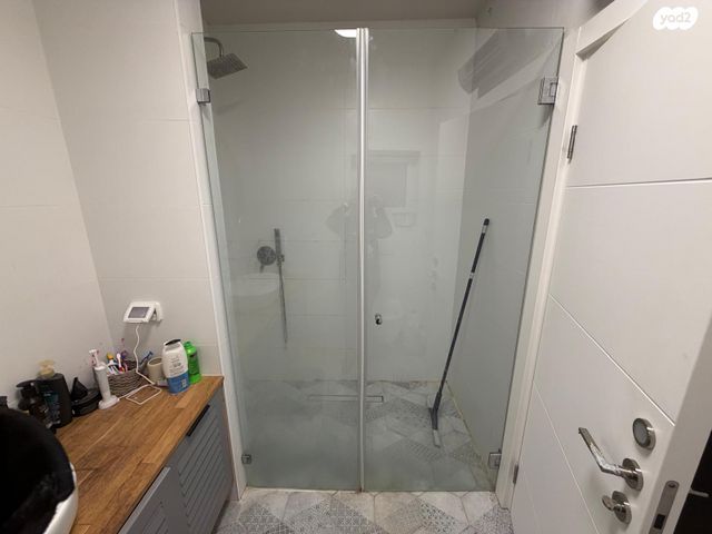 דו משפחתי, אביבים, שערי תקווה, שערי תקווה