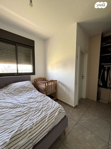 דירה, סשה ארגוב 14, רעננה