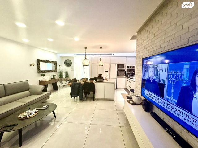 דירה, הראשונים, קרית חיים מזרחית, חיפה