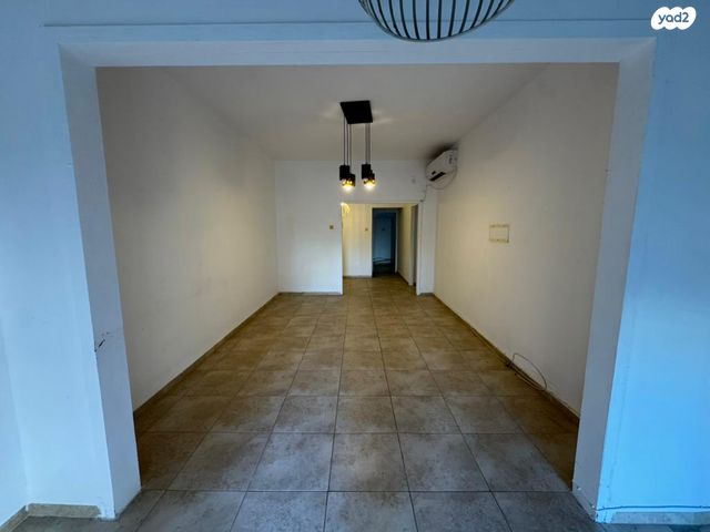 דירה, א.ד. גורדון, מוצקין הותיקה, קרית מוצקין