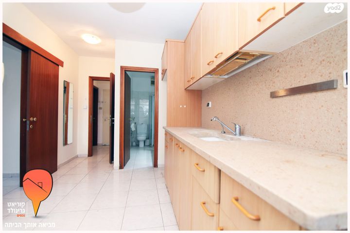 גג/ פנטהאוז, חניתה, שיכוני מזרחי, כפר סבא