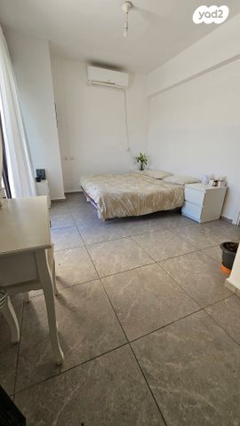 גג/ פנטהאוז, שטרנהארץ, עג'מי, גבעת העליה, תל אביב יפו