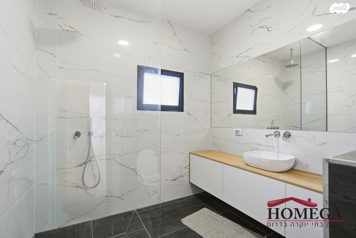 בית פרטי/ קוטג', מיתר / כרמית