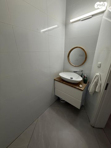 דירה, חודשי השנה, העונות - בבניה, רובע 11, אילת