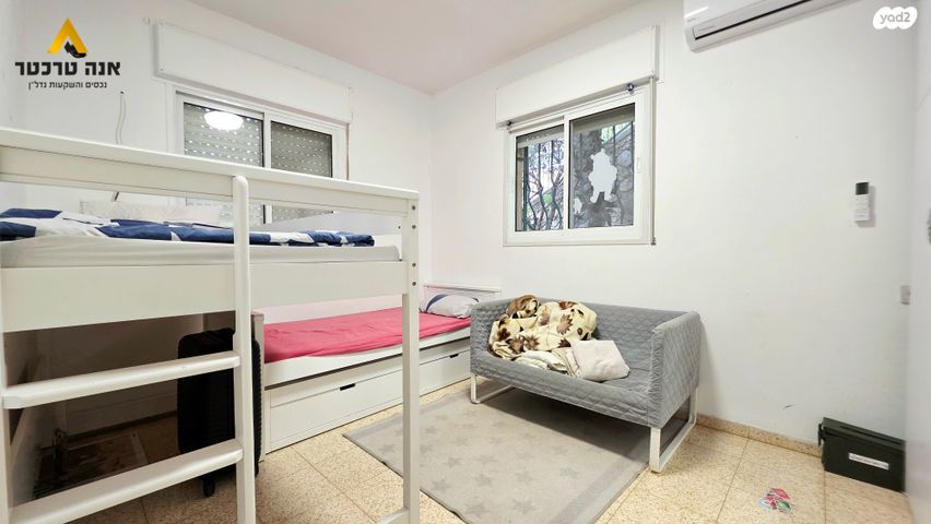 דו משפחתי, חרצית, אשכול, כרמיאל