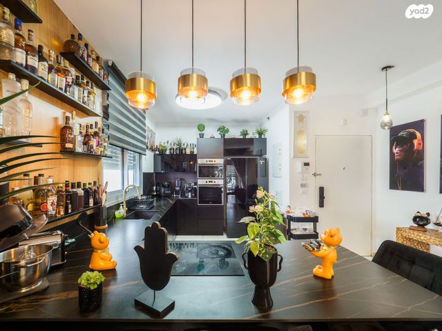 דירה, יצחק שמיר, נהריה