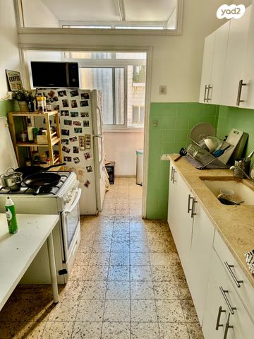 דירה, שדרות גלוסקין, ב' / צפון מערב העיר, רחובות