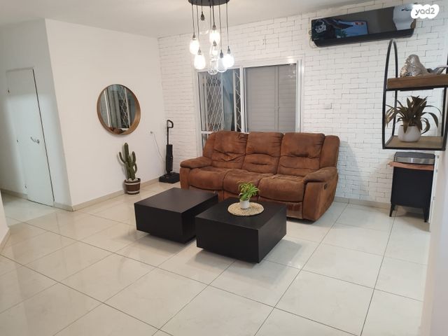 דירת גן, אליהו בן חור 5, שכונה ו', באר שבע