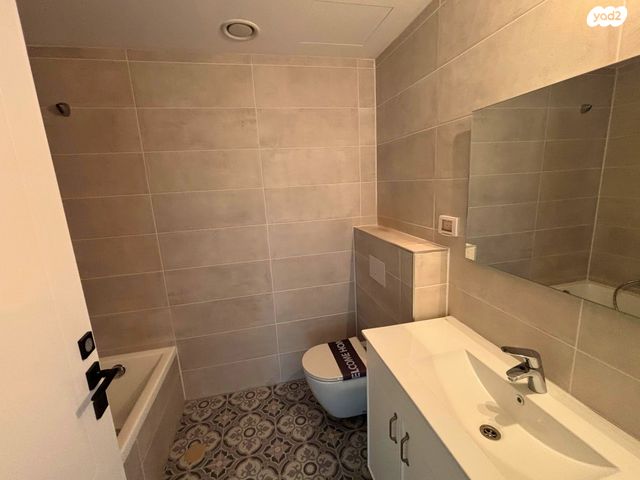 דירה, תוצרת הארץ, נחלת יצחק, תל אביב יפו