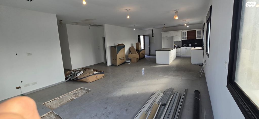 גג/ פנטהאוז, ביאליק 17, מרכז העיר, חדרה