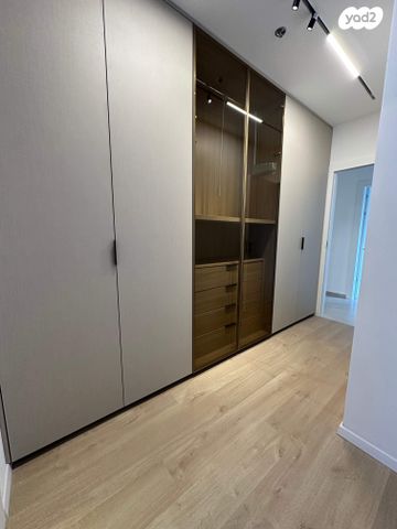 דירה, נתן יונתן 14, עיר ימים, נתניה