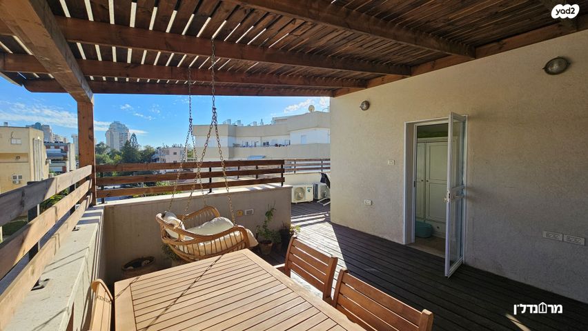 דופלקס, הרצליה