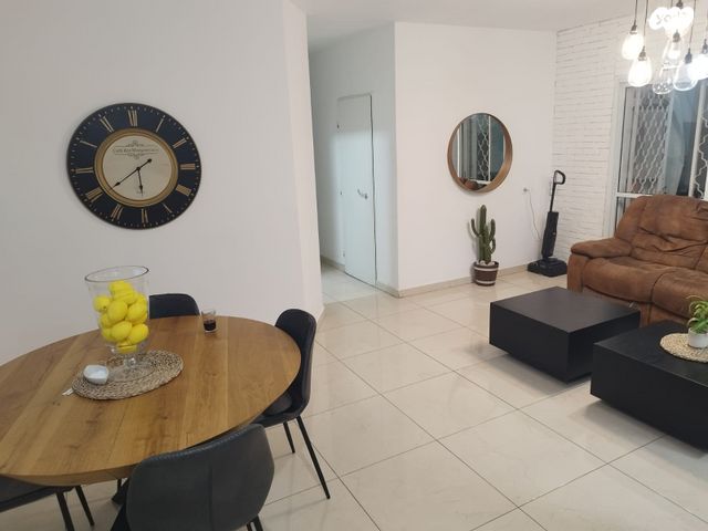 דירת גן, אליהו בן חור 5, שכונה ו', באר שבע