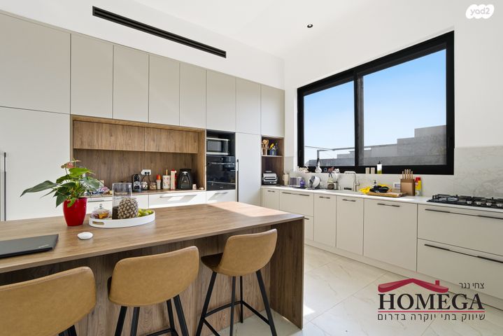 בית פרטי/ קוטג', מיתר / כרמית