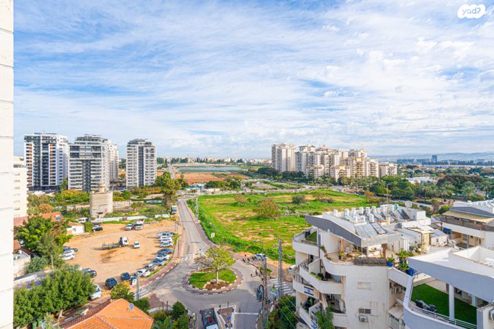 דירה, מגדיאל, הוד השרון