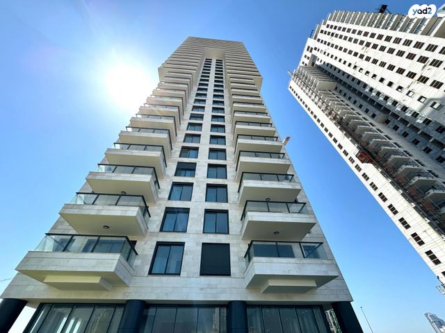 דירה, אמנון ליפקין שחק 5, נוף הטיילת, נתניה