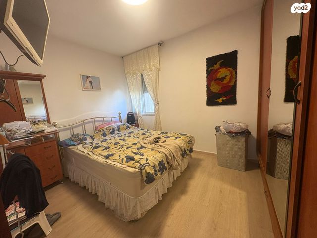 דירה, ברל לוקר, פת, ירושלים