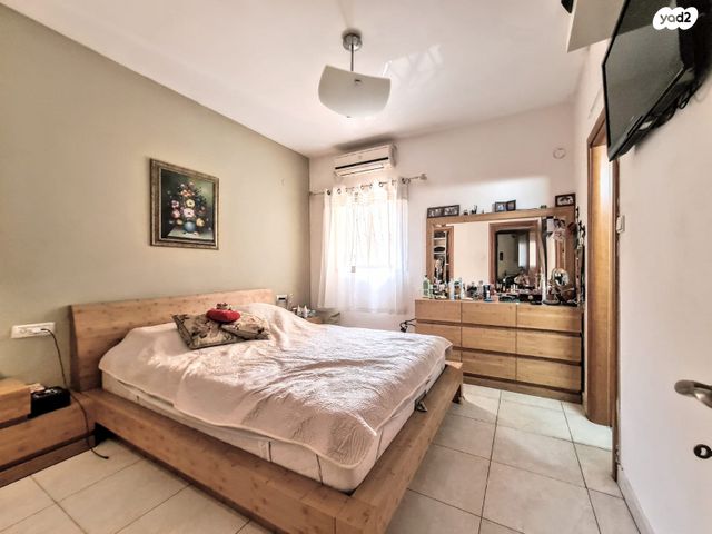 דירה, לסטר/רבוצקי, רעננה