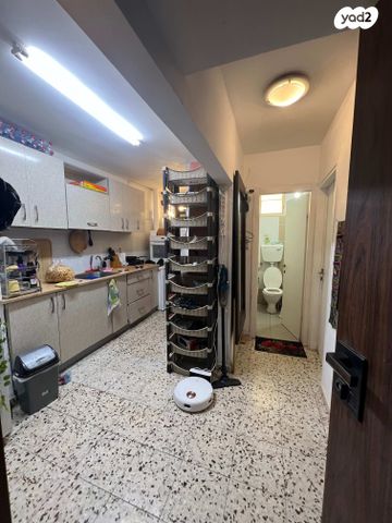 גיורא יוספטל 