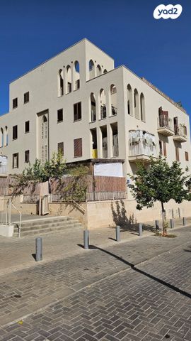 גג/ פנטהאוז, שטרנהארץ, עג'מי, גבעת העליה, תל אביב יפו