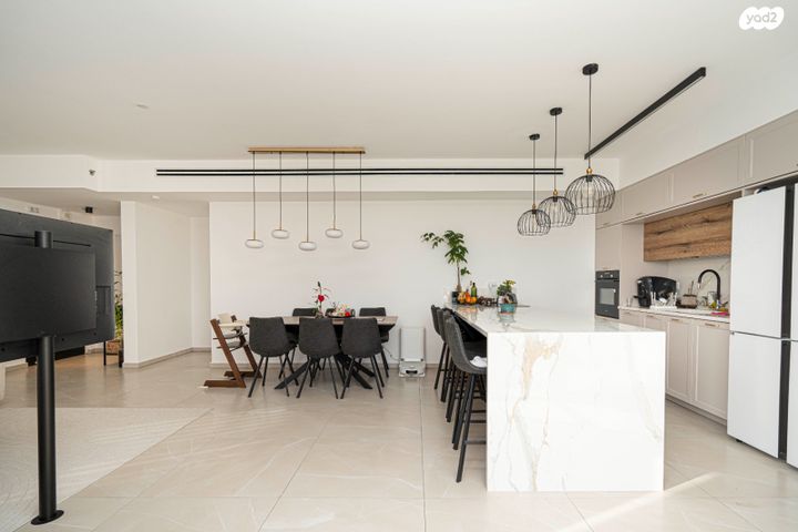 דירה, מגדיאל, הוד השרון