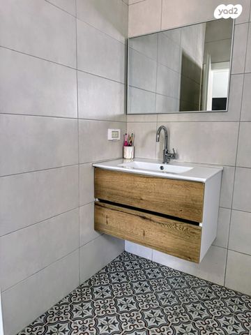 בית פרטי/ קוטג', רוויה