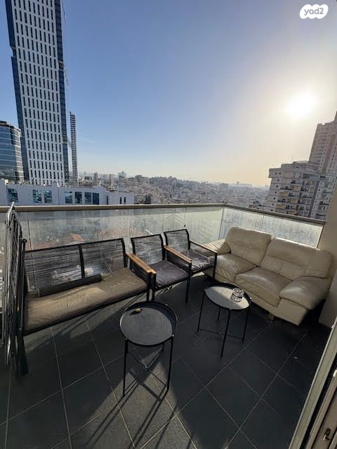 דירה, סוקולוב 2, נחלת גנים, רמת גן