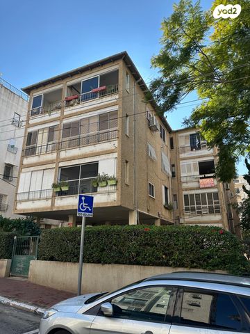 דירה, שדרות גלוסקין, ב' / צפון מערב העיר, רחובות