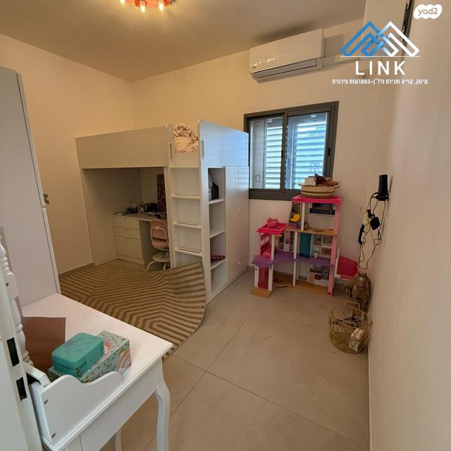 דו משפחתי, דרך השדות, השדות, עתלית