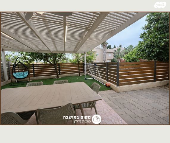 דו משפחתי, בנימינה גבעת עדה