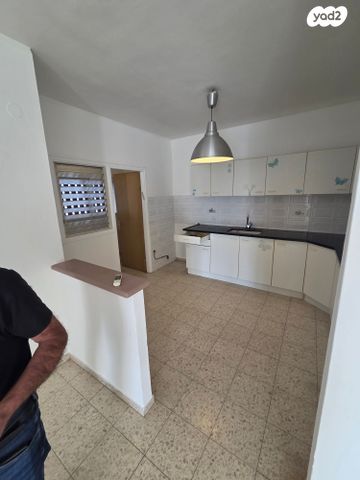 דירה, רמתיים, הוד השרון