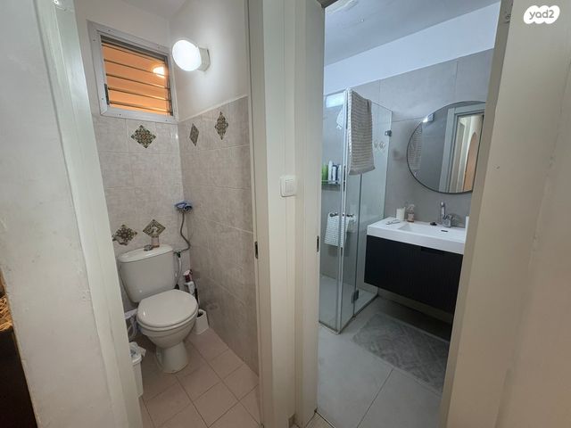 דירה, ברל לוקר, פת, ירושלים