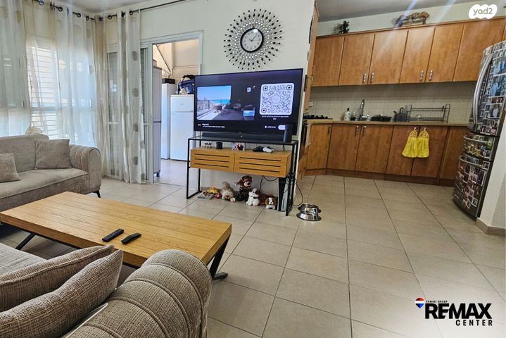 דירה, חזית חמש, תל גיבורים, חולון