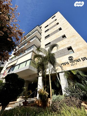 דירה, סשה ארגוב 14, רעננה