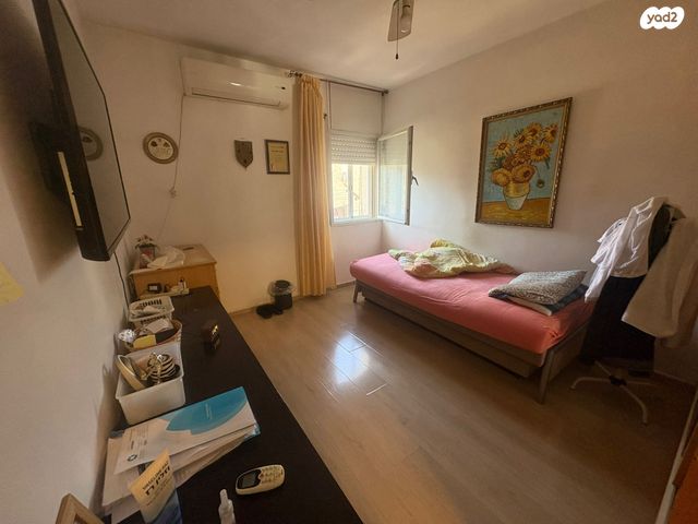 דירה, ברל לוקר, פת, ירושלים