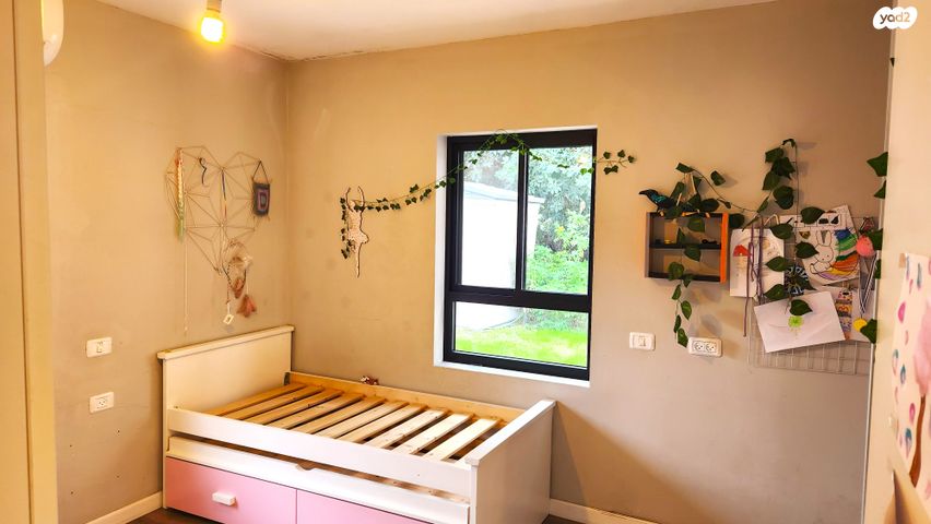 דו משפחתי, כפר תבור