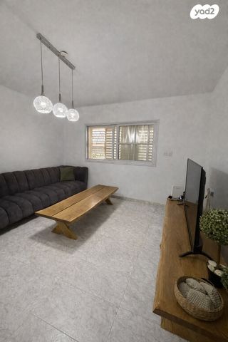 שלמה אבן גבירול 