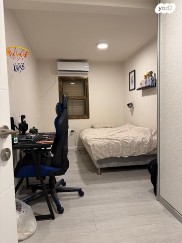 דו משפחתי, אביבים, שערי תקווה, שערי תקווה