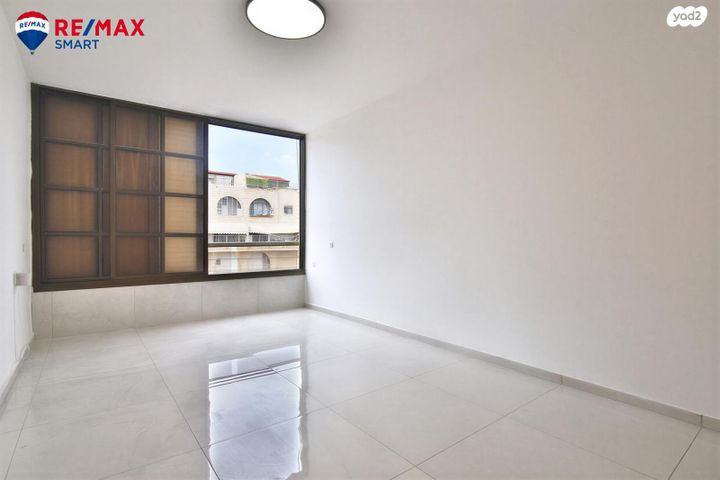 דירה, ש"י עגנון, קרית ים  א', קרית ים