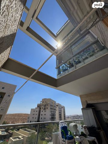 דירה, עמנואל זיסמן, חומת שמואל, הר חומה, ירושלים