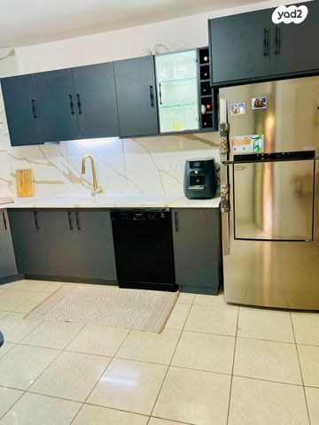 דו משפחתי, חטיבת עציוני, כרמיאל