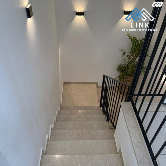 דו משפחתי, דרך השדות, השדות, עתלית