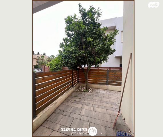 דו משפחתי, בנימינה גבעת עדה