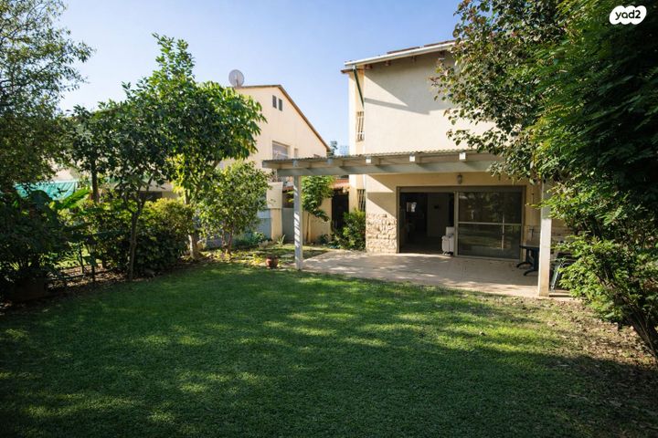 בית פרטי/ קוטג', הדרים, הדרים החדשה, כפר סבא