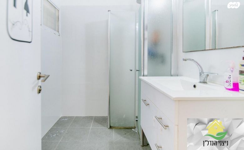 דירה, הוברמן 2, שיכון מפ"ם, פתח תקווה